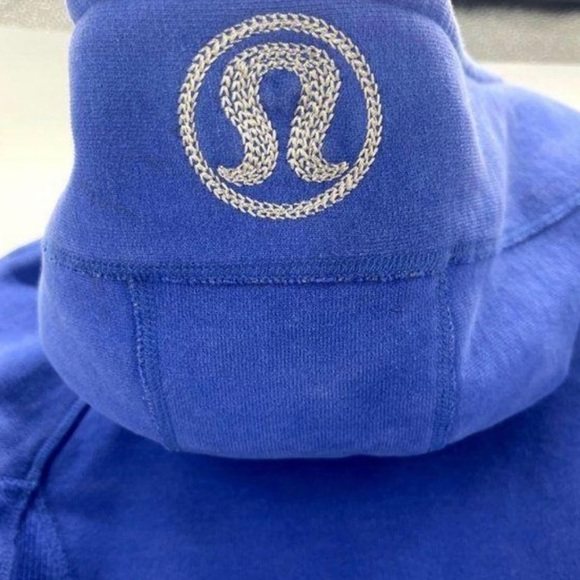 Lululemon Blue Scuba Hoodie in Rocksteady Pigeon - Picture 2 of 3